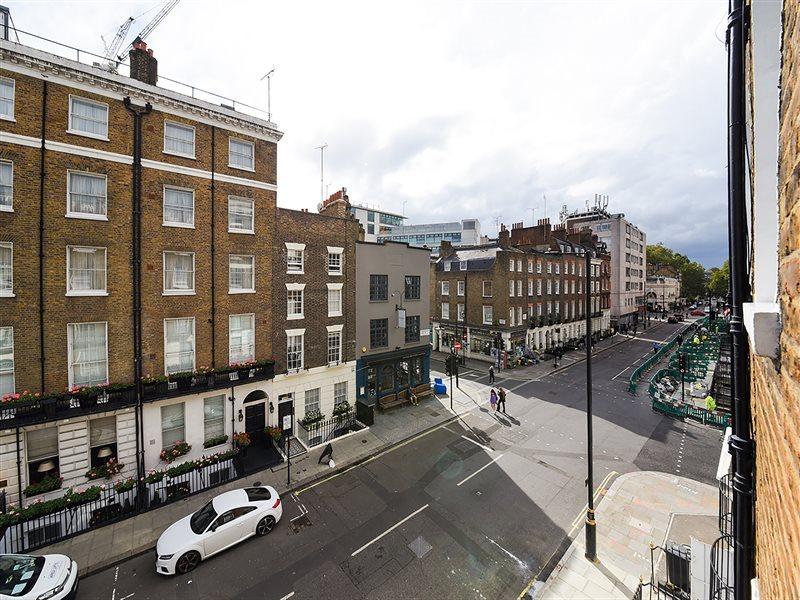 Upper Berkeley Hotel 3*